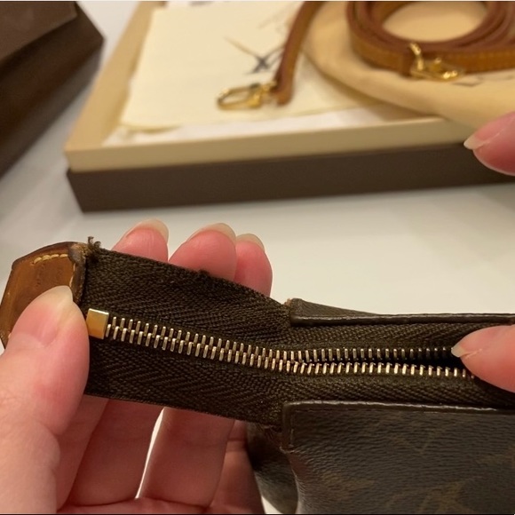 SOLD❌ Louis Vuitton Eva Clutch - Picture 12 of 12